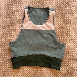 Outdoor Voices Bra / Top